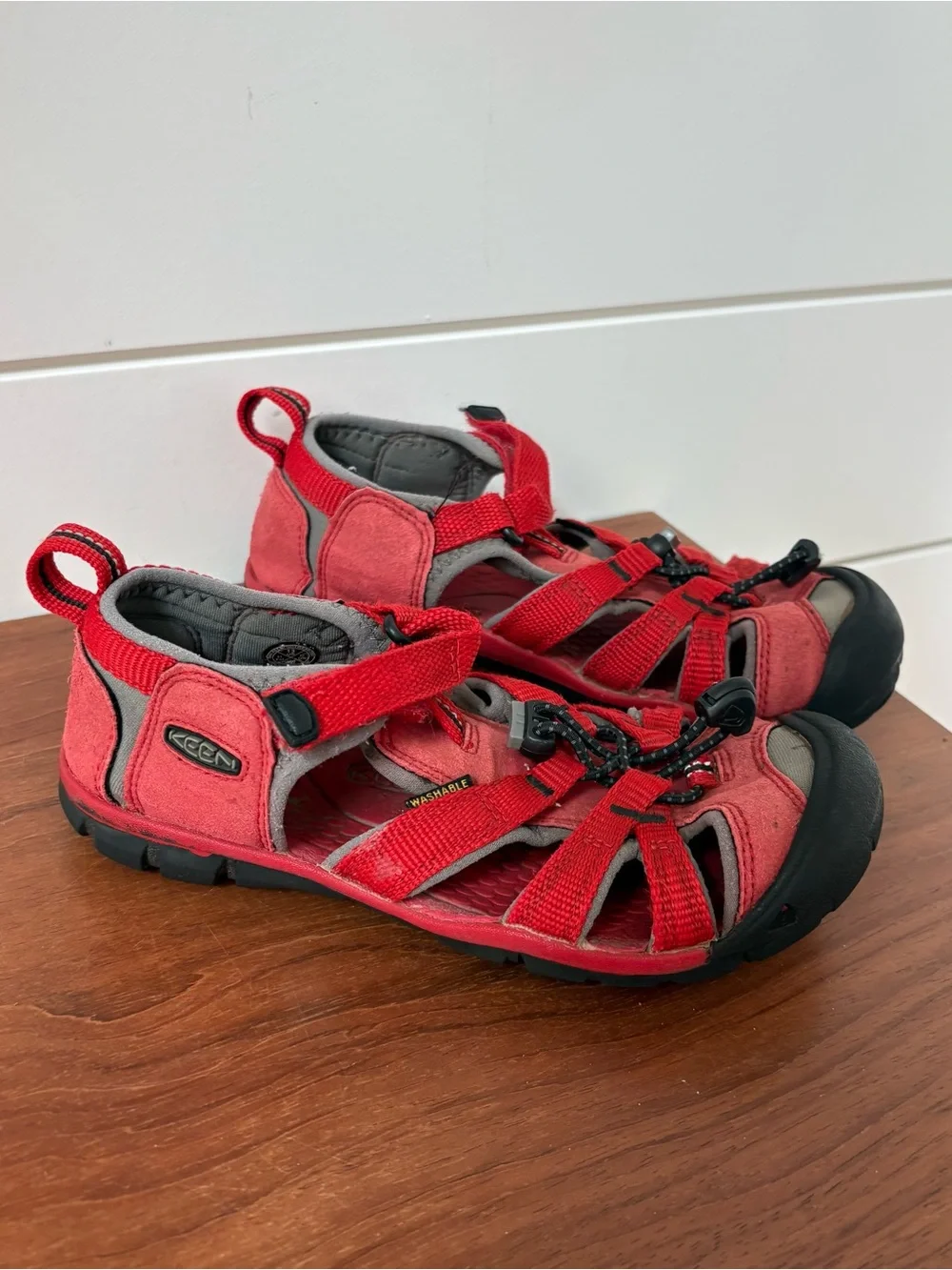 KEEN Kids' Seacamp II CNX Red Sandals Shoes Size 13 Hiking Outdoor Water Comfort